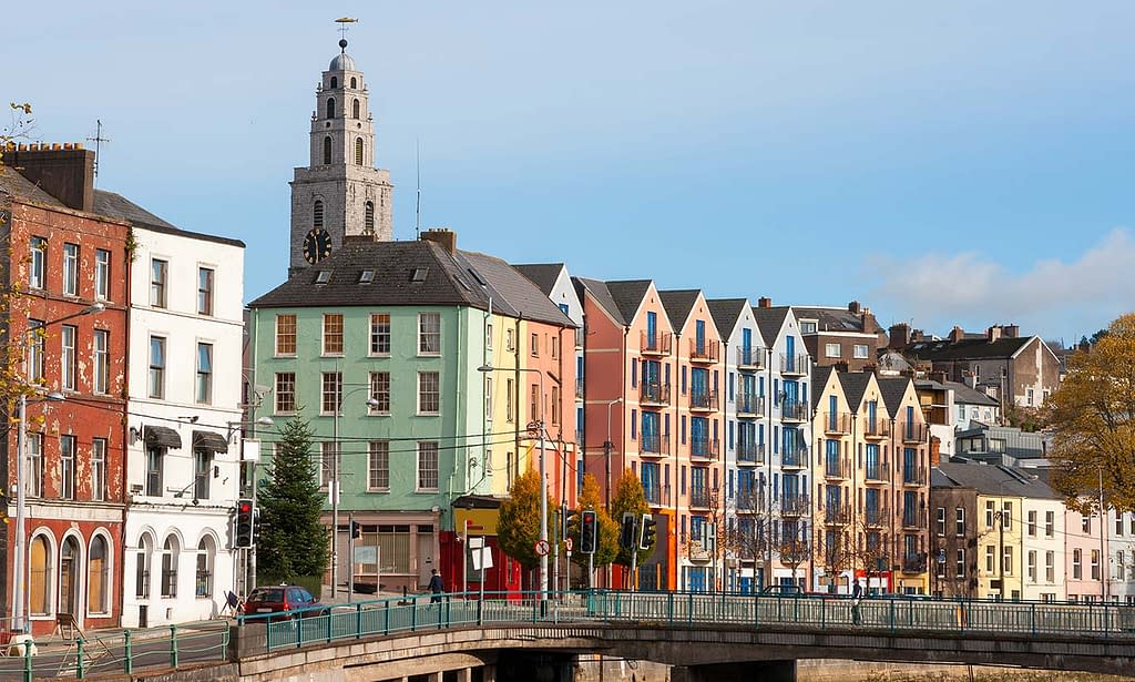 Painting grant scheme launched by Cork City Council to liven up the city of Leeside.