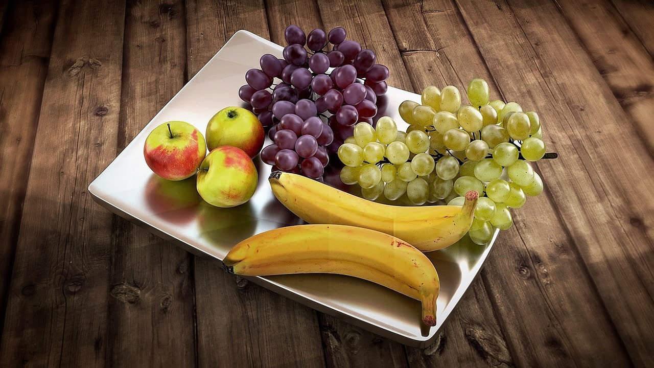 bananas-with-other-fruits-platter
