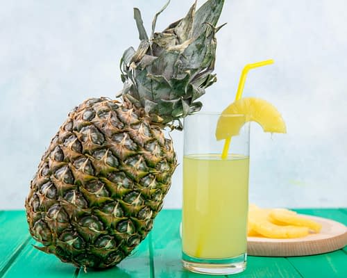 Top 7 Benefits of Drinking Pineapple Juice Regularly