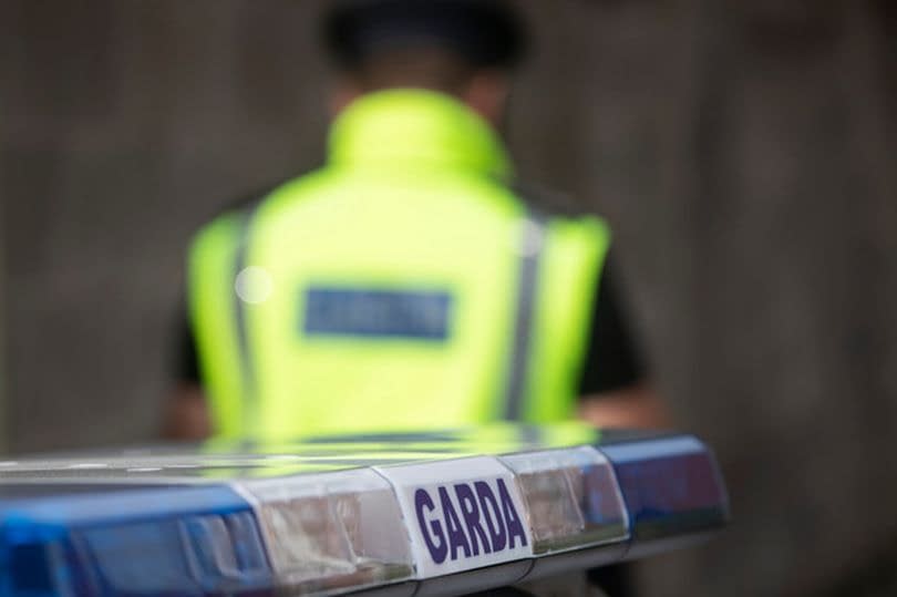 Gardaí searching for Man with bandaged hand about the stabbing of the woman in Limerick